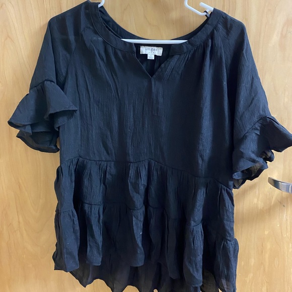 Ruffled blouse - Picture 3 of 4